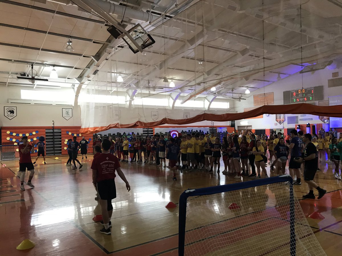 MNAthletics's tweet photo. Mini Thon is underway! Live link 

https://t.co/Ctb8HMKaq0  @MarpleNewtownSD @marplenewtown https://t.co/zpSHpdh7SE