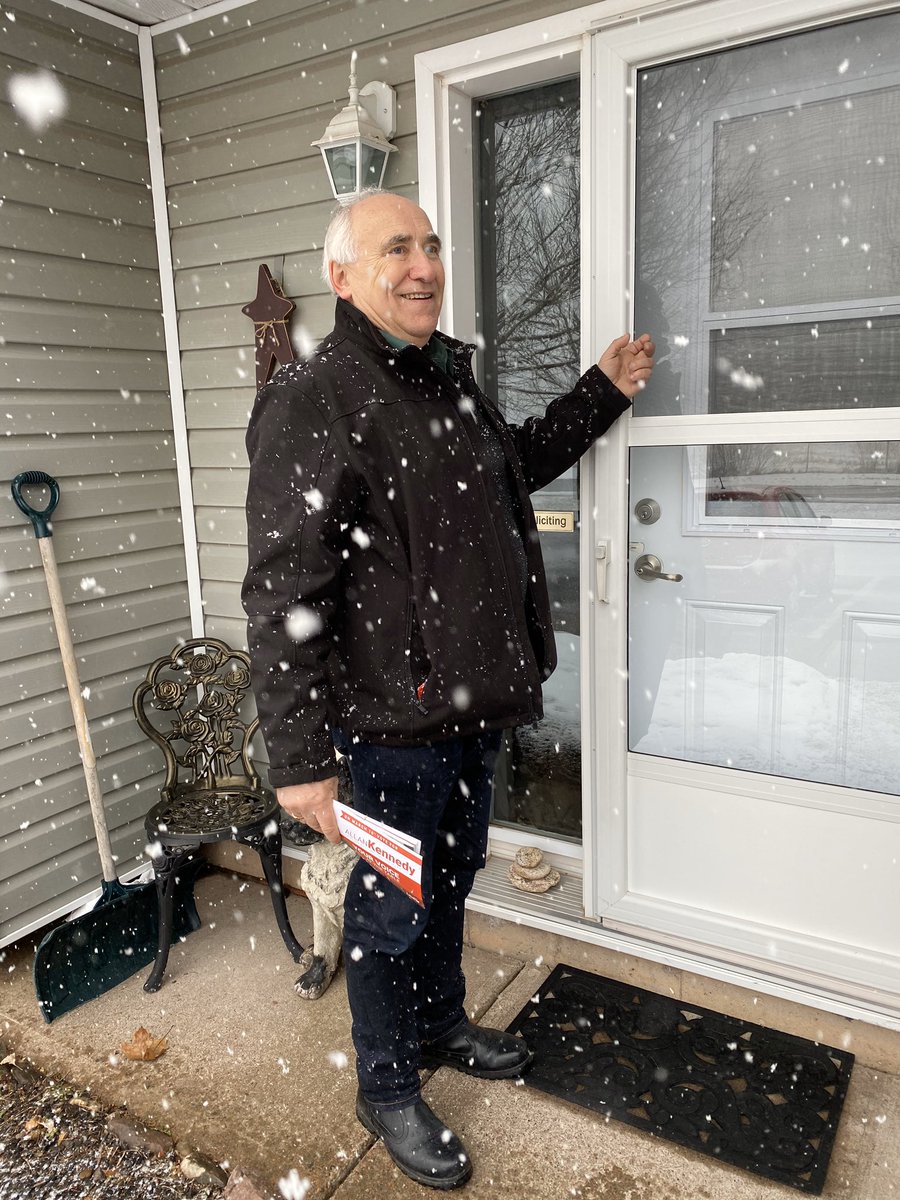 ElectAllanK's tweet photo. All smiles knocking doors in the snow! #nspoli https://t.co/buHT0hxicg