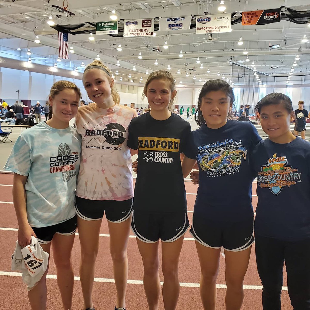 2nd place in the 4 X 800