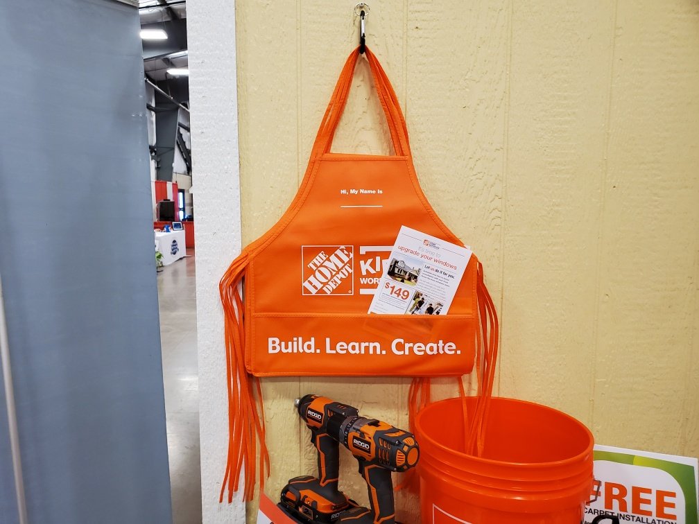 jon_thd's tweet photo. Monroe Home Show, baby! Let's do this! #gettinthemleads #Letusdoitforyou #howdoersgetmoredone https://t.co/UEDSi3J7z6