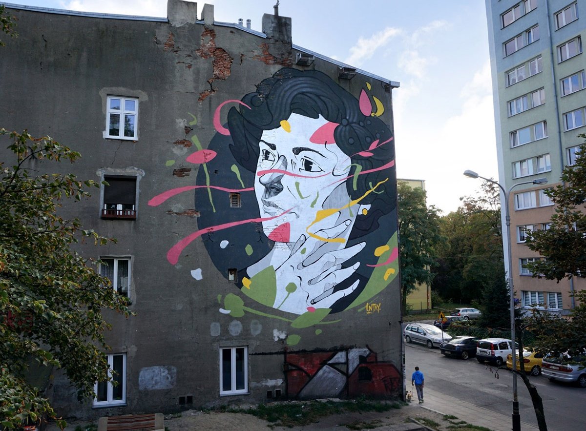 MolinaStreetArt's tweet photo. 'Anutsa/Primavera' by Israeli Untay for Urban Forms 2017 in Lodz, Poland

#untay #boazsides #urbanforms #lodz #poland #lodzstreetart #streetart #muralart #graffitiart #urbanart #wallart

📷 via https://t.co/5UXxAQMJUN | https://t.co/Df4Q1zD18e https://t.co/Plj483ey2f