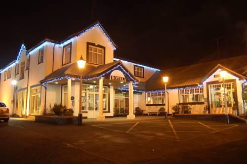 A big, warm welcome from the <a href="/heatboss/">heatboss</a> team to the <a href="/TheIvanhoeHotel/">Ivanhoe Hotel</a>. This gorgeous hotel dates back to the 1800s when it was a Spirit Grocers known as The Halfway House - the first bar to allow women to drink unaccompanied by men! Forward thinkers back then and still today!
