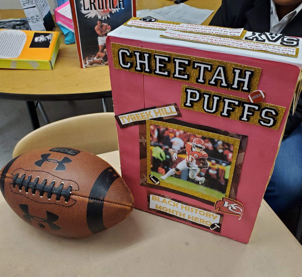 Heather Mitchell (@hdmitc) on Twitter photo My colleagues and their students inspire me! Check out this "Eat Your History Exhibit" completed by our 5th graders. Students created cereal boxes full of information about their black history heroes. ❤ #blackhistorymonth #5thgrade <a href="/BarackObama/">Barack Obama</a> <a href="/serenawilliams/">Serena Williams</a> <a href="/RubyBridges/">Ruby Bridges</a> My colleagues and their students inspire me! Check out this "Eat Your History Exhibit" completed by our 5th graders. Students created cereal boxes full of information about their black history heroes. ❤ #blackhistorymonth #5thgrade <a href="/BarackObama/">Barack Obama</a> <a href="/serenawilliams/">Serena Williams</a> <a href="/RubyBridges/">Ruby Bridges</a>