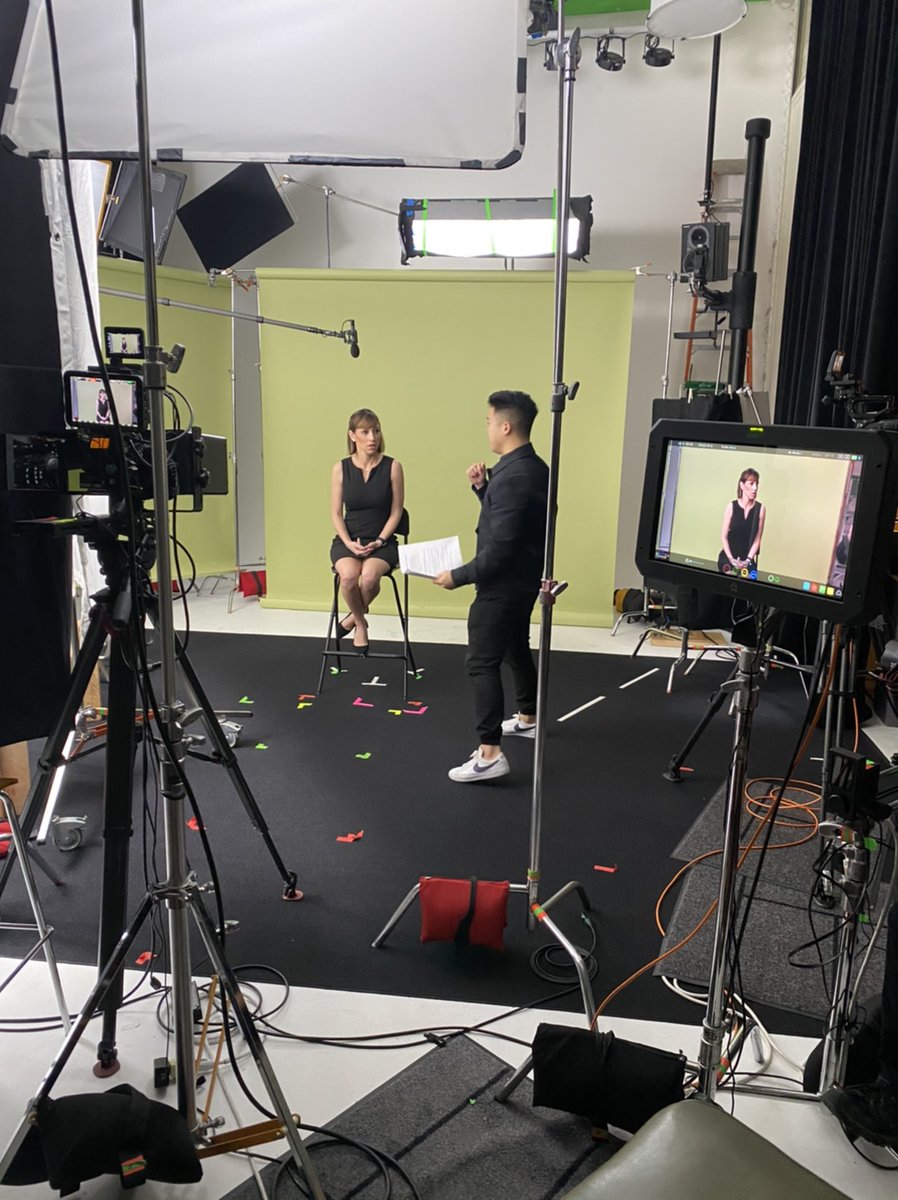 SmartBugMedia's tweet photo. Our VP of Sales and Marketing @jenspencer had a blast filming with @LinkedInMktg for Studio Week.🎥
Jen will be answering the most searched questions about #sales and #marketing. We can't wait to share the final piece with you soon! #LinkedInStudioWeek https://t.co/Sz5rZcNMG2