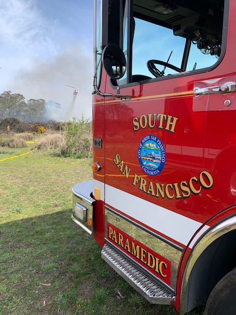 SSFFire's tweet photo. Thank you to all the local agencies @NoCoFire @SSFFire & @CALFIRECZU who responded to today’s #BrunoFire #UnifiedCommand #FireSeason #BePrepared https://t.co/FLbZ4hz6dz