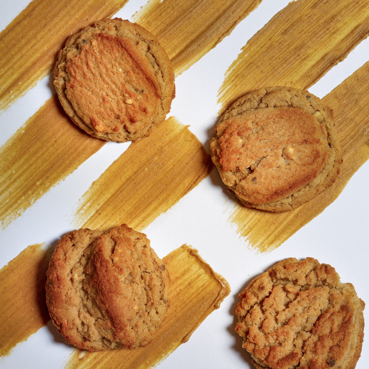 MattsCookieCo's tweet photo. 🤎 Simple ingredients, simply DELICIOUS! 🥜
#mattscookies #peanutbutter #cookies #biteofheaven https://t.co/NKSYEPxrBB