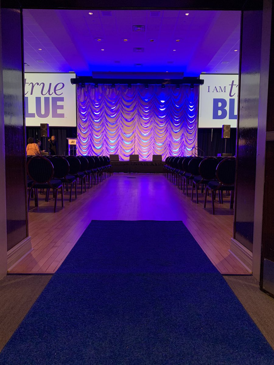 UrbanEntMTSU's tweet photo. 1 hour till SHOWTIME 🤩✨ https://t.co/CqZQcwazpa