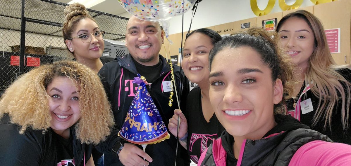 sindy_rosse's tweet photo. Happy, Happy B-Day @Mathew_Tirona!!!! Early celebration for the boss man. Thank you for being so involved and the core of our culture and success! We appreciate you so much!! #PCE24 #BAMily #PizzaParty #Manbehindthescene @JL0DucaBayPoint @AdrianVanHooser https://t.co/wK2VenAi4z
