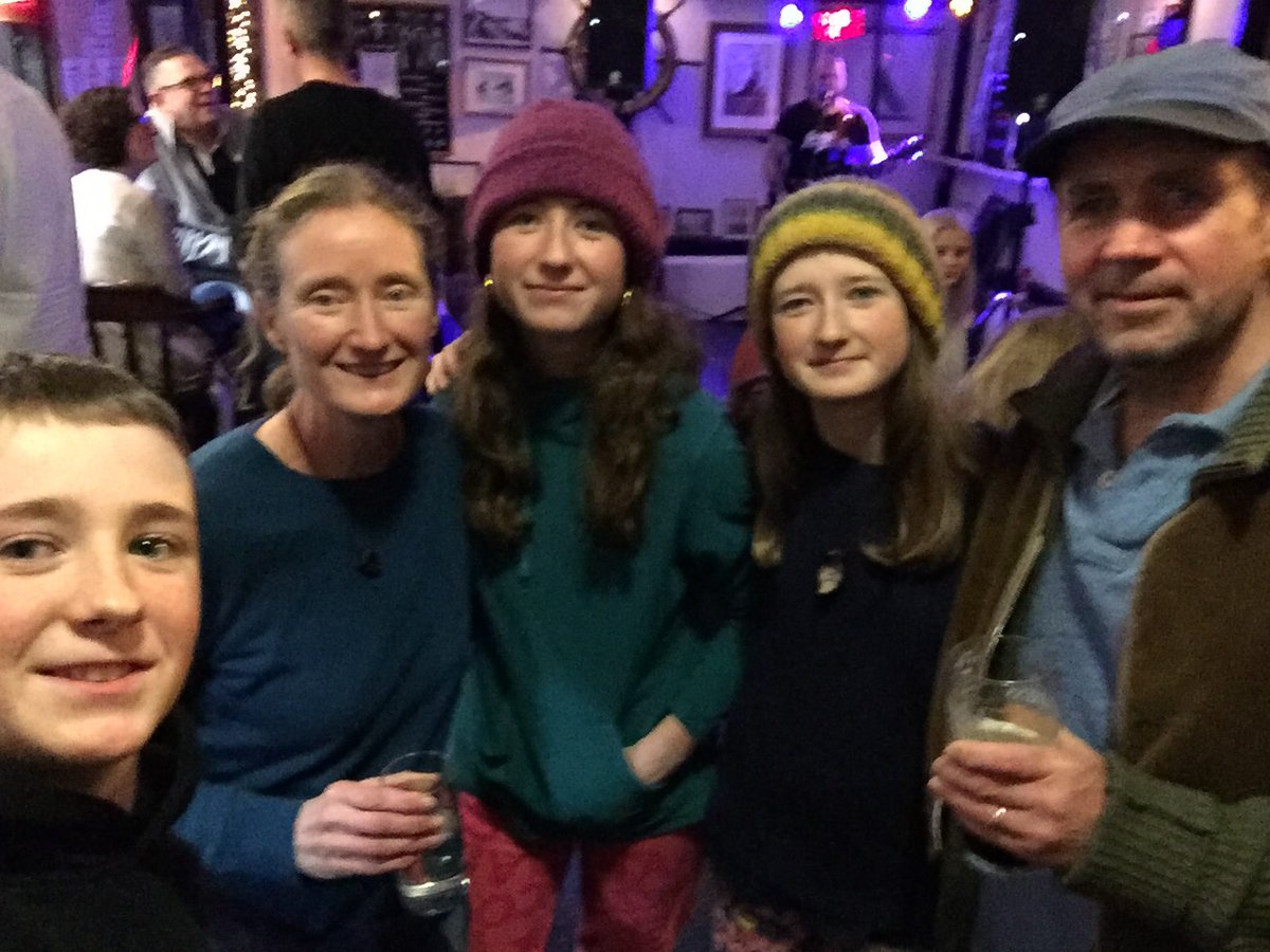 Thanks so much to the Commodore for inviting us to hang out at Maldon Little Ships Club tonight. Fantastic evening. <a href="/RYA/">RYA</a> #Maldon #Essex #Community #HumanConnection #SailTraining