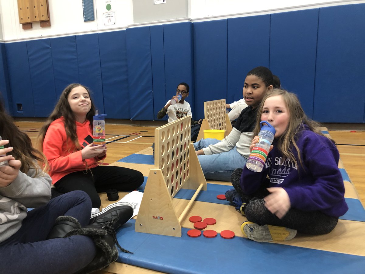 MeghanGoodness's tweet photo. Thank you to al our staff and families for a wonderful event!!! We raised over $3,7770.00!!! So very proud!!! A special thanks to Cornell Cooperative Extension, SU Dept. PE &amp; School of Education and STA for the perfect reusable water bottles!  @syracuselatin @SyracuseU https://t.co/2njPaUna5E