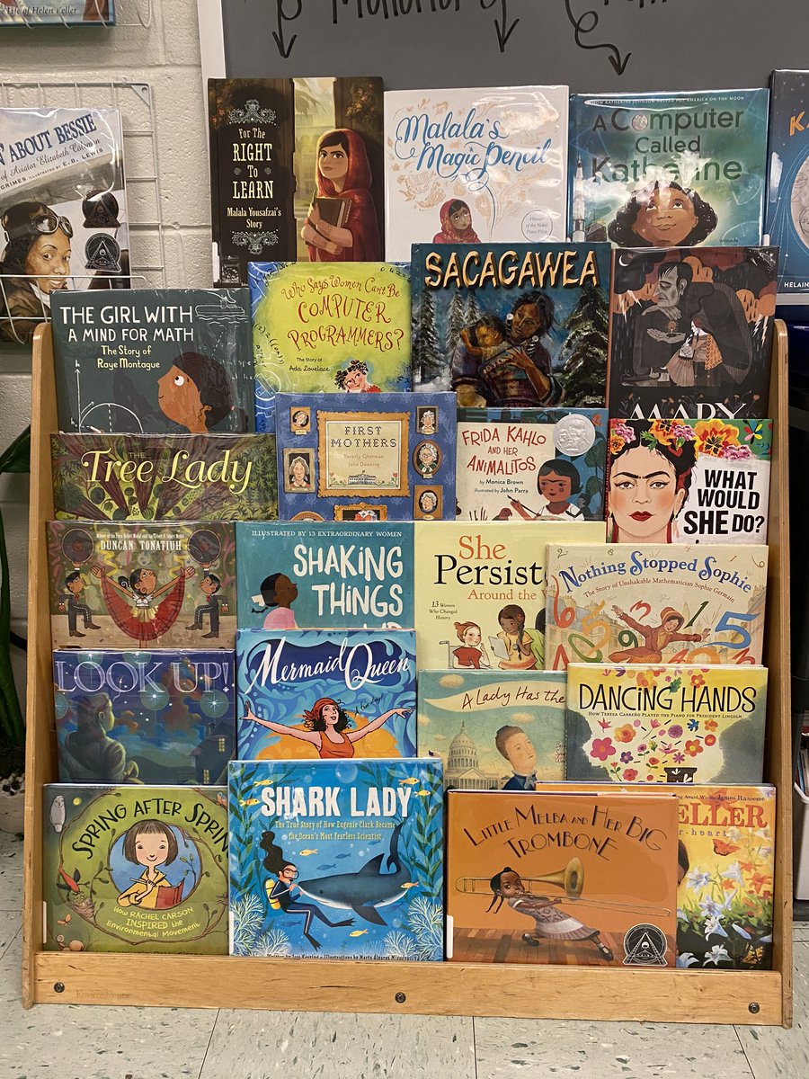 MrsWigginsClass's tweet photo. Monday is March 2nd and #WomensHistoryMonth so @MrsLeTeaches and I flipped our book display from #BlackHistoryMonth  this afternoon. I’m so excited for the students to get their hands on all these great books that @Hunt4books continues adding to our library #mnesthebest https://t.co/71Ga8pN1P4