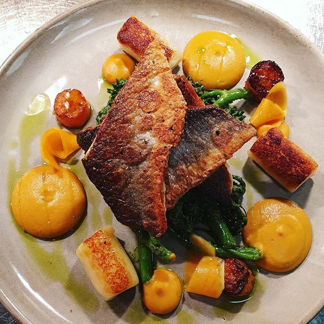 Seabass, gnocchi, walnut pesto greens &amp; squash fondants 
#deaneanddecano #eatatdeanes #lisburnroad #specials #specialsboard #fishoftheday #chefsofinstagram #tasteofulster  #tastetheisland #italianjob #flavourtown #belfastfood #foodphotography #foodstagra… ift.tt/395dYJg