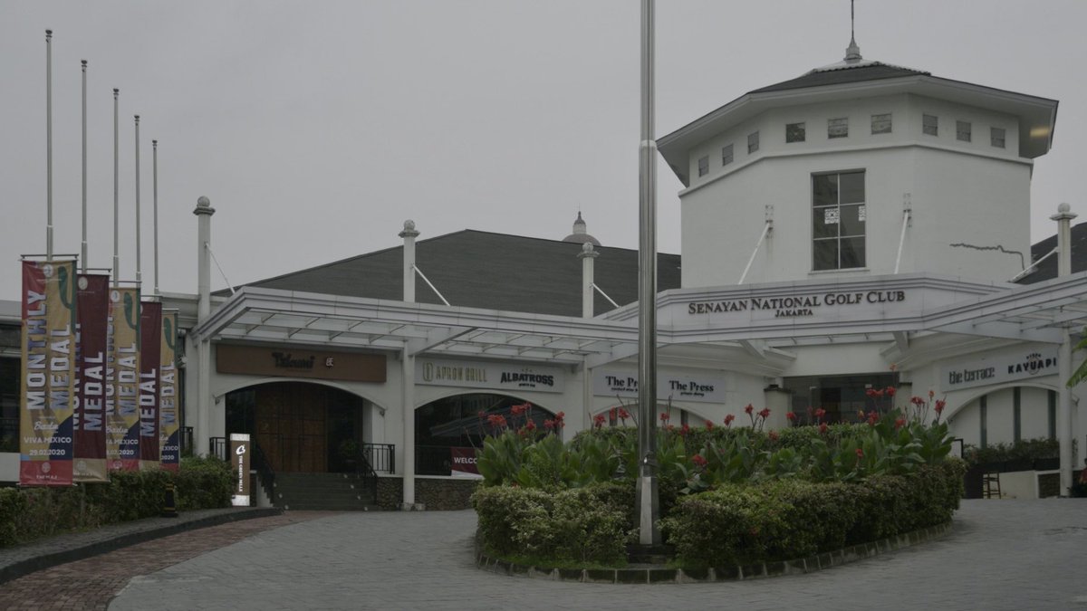 SenayanGolf's tweet photo. Earlier today, we held our first Monthly Medal event.
This is the situation before the arrival of the participants.
#SenayanNational #TheMAJSenayan #MonthlyMedal #GolfTournament #SenayanGolf #GolfJakarta #2020 https://t.co/oOsqFZ32JE