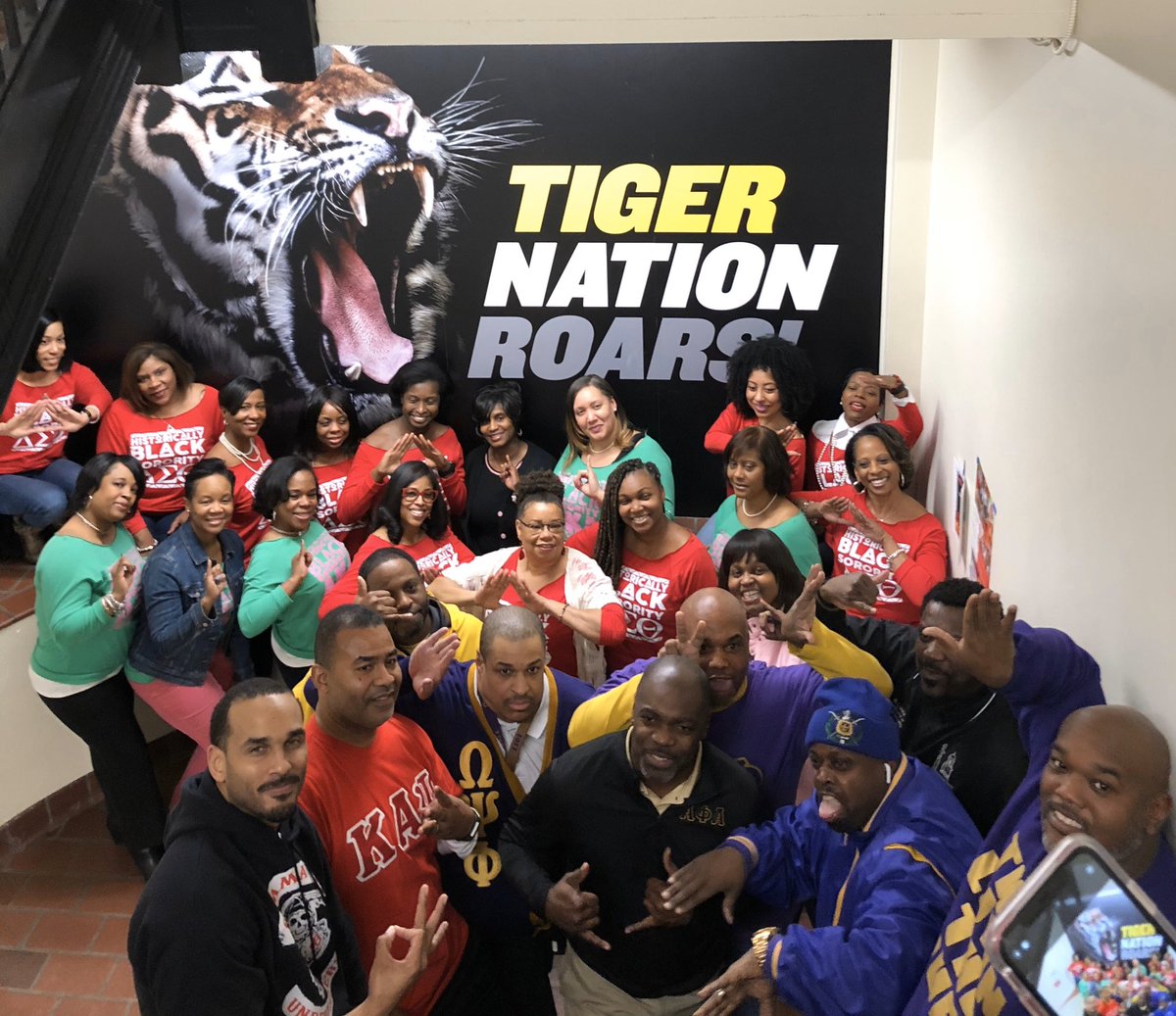 EdServiceschuh's tweet photo. There are nine fraternities and sororities for African-American college students. They ensure solidarity, fellowship and progress. When you become a member you become part of a rich tradition of academic excellence and social progress. #BlackHistoryMonth2020 #TigerNation https://t.co/t7uM33OSAf