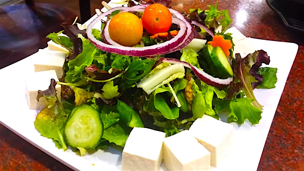 Happy Friday! What's for dinner? How about a Green Vegetables and Organic Tofu with BCD's own Sesame Dressing! Come check us out for more vegetarian menu! #BCDTOFU #북창동순두부 #TOFUSTEW #tofu #Healthyfood #koreanfood