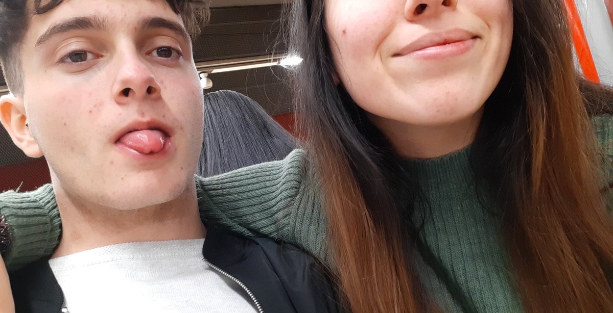 sofiigrc🌸 tweet media