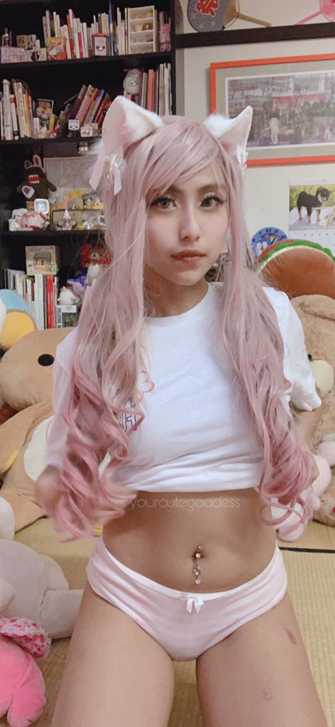YourCuteGoddess's tweet photo. Reimburse me for being this cute. findom asianfindom https://t.co/nyOYLwQRUp