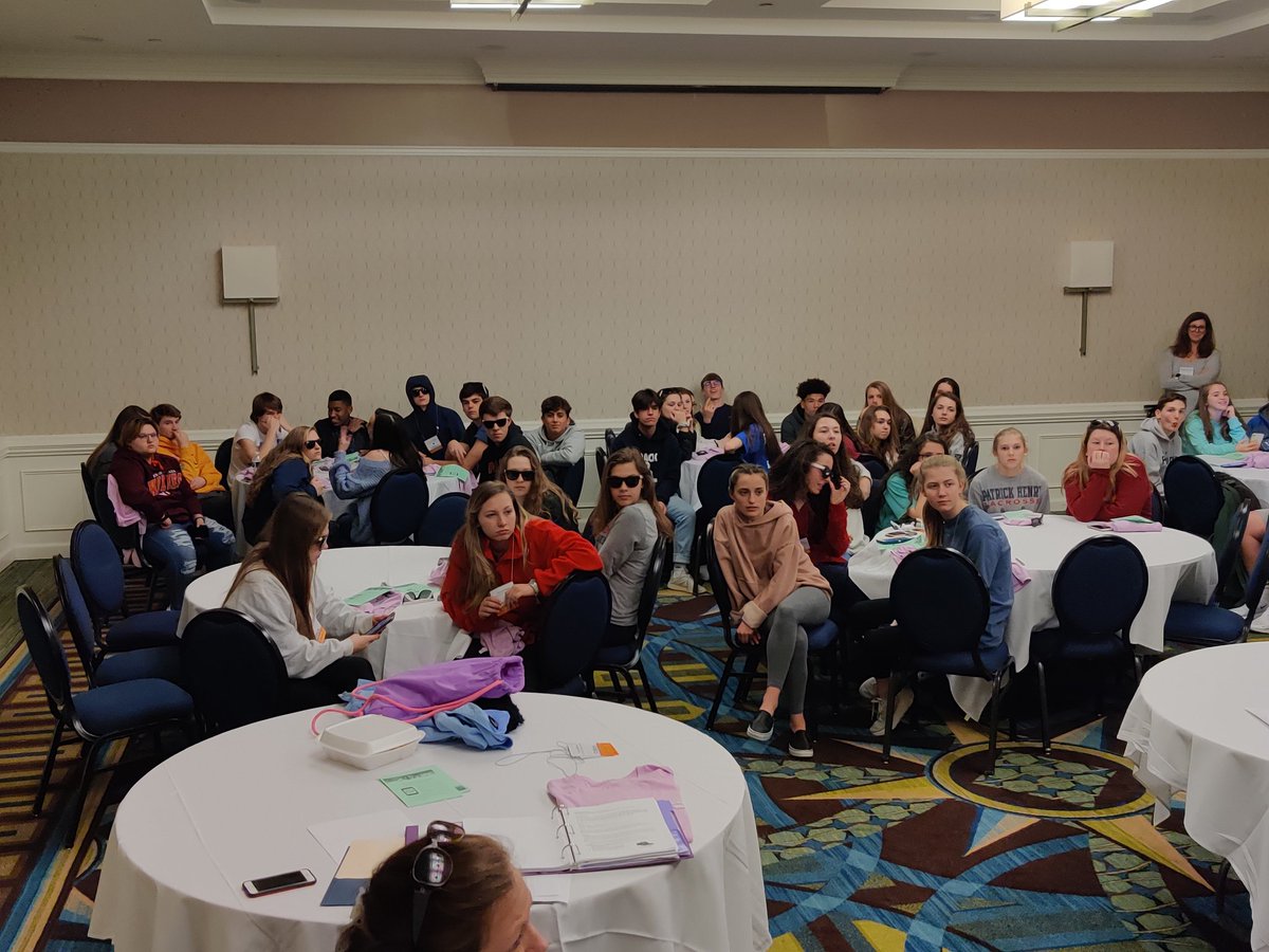 PatriotsPhhs's tweet photo. Preparing for State Competition! Our 60 DECA students have practiced their presentations and are gearing up for Saturday's DECA SLC state competition. Good luck to all our students as they work towards earning a spot at nationals! #PHamily #uniPHied #vaslc https://t.co/gaf7EeDgDe