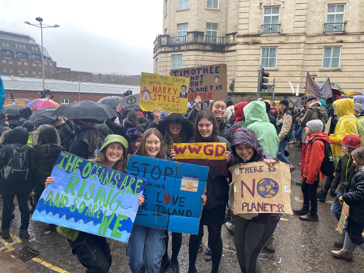 DCSMeadHouse's tweet photo. It’s been a busy day for some. Protesting with @GretaThunberg in Bristol #ClimateCrisis #FridaysForFuture Followed by House Public Speaking @DeanCloseSchool A superbly entertaining evening. Well done to these #Meadlings for tackling the bold topic of pornography #bestspeech https://t.co/NcEmHpJPyU