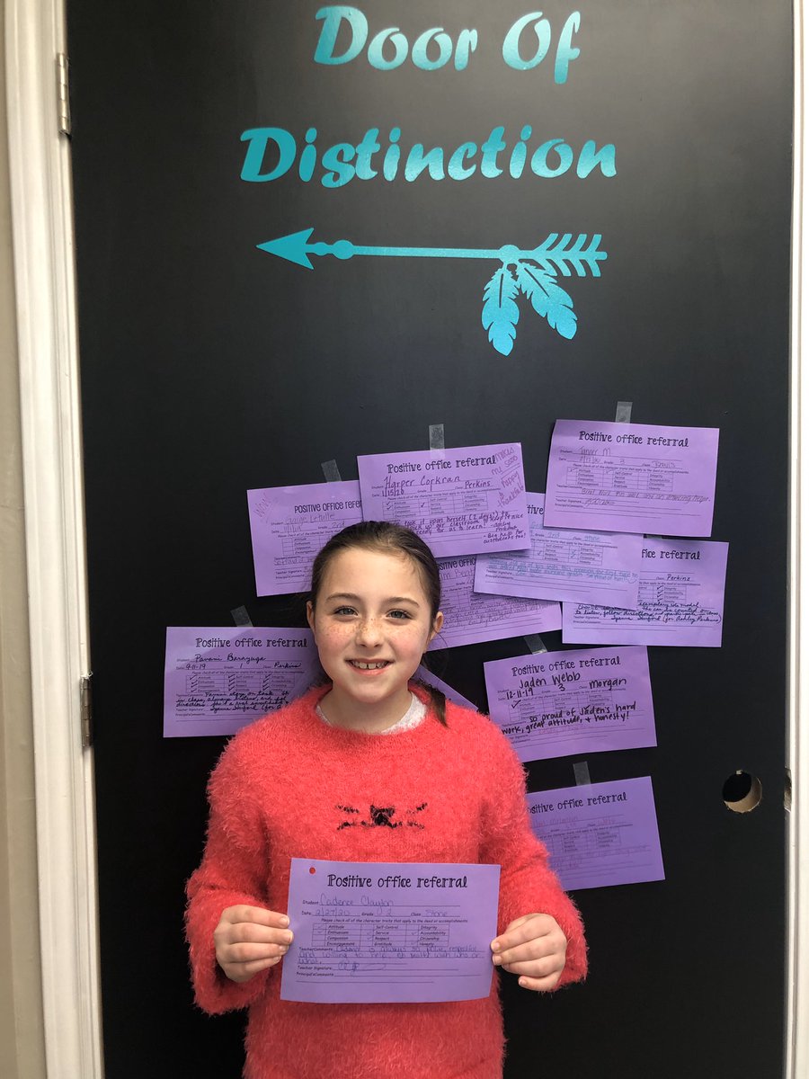 angelamabel1's tweet photo. Door of Distinction @ Woodcrest #WCGrows #PNGProud #WeLeadTX https://t.co/NGpAwQOjFl