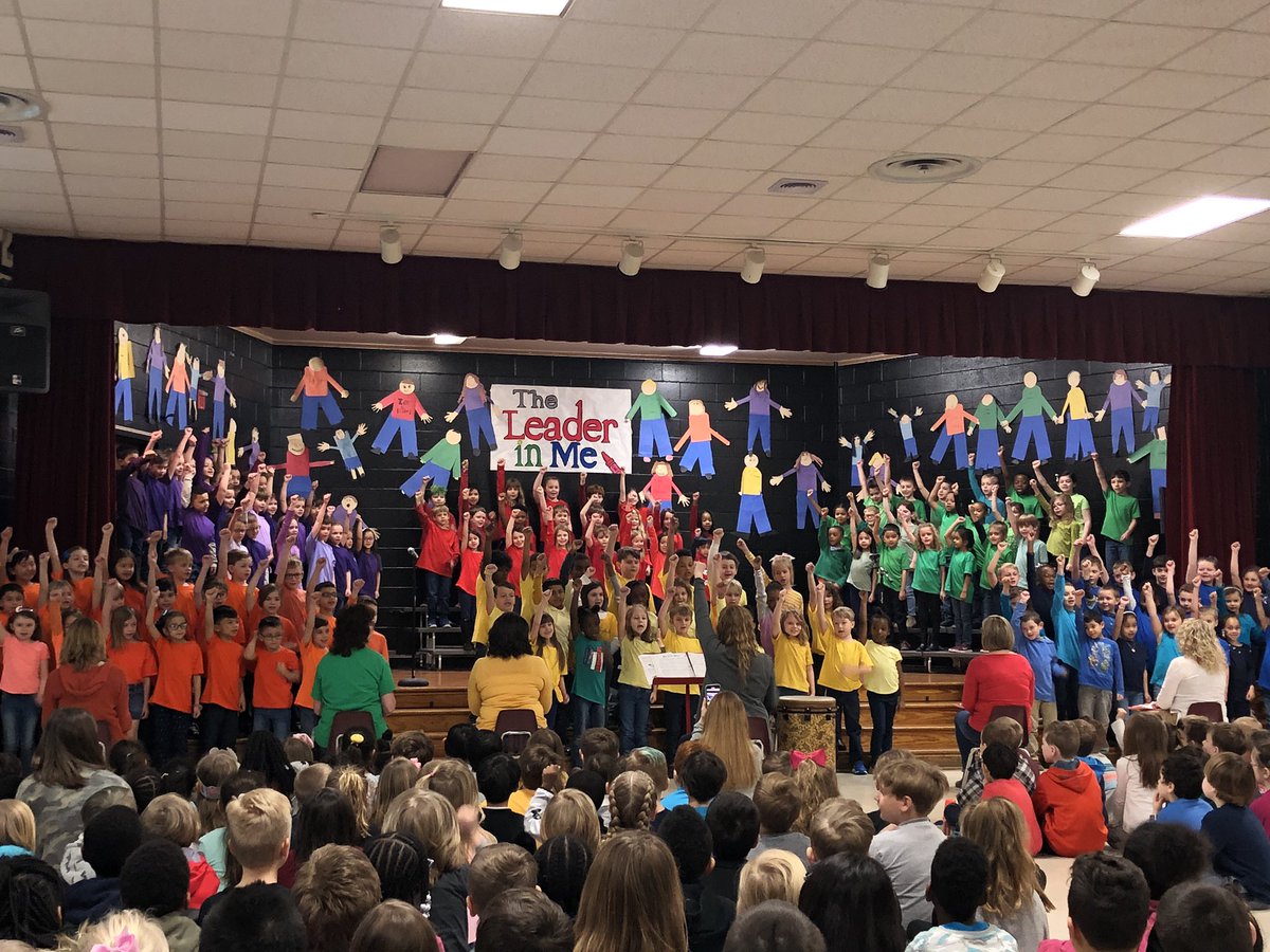 CHES First Grade program was outstanding!  So many leaders!!! So proud of my CHES students!  <a href="/Karah72200/">Kara Harris</a> and all first grade teachers, you did an incredible job making this happen! <a href="/CloverHillES/">Clover Hill ES</a> #oneccps