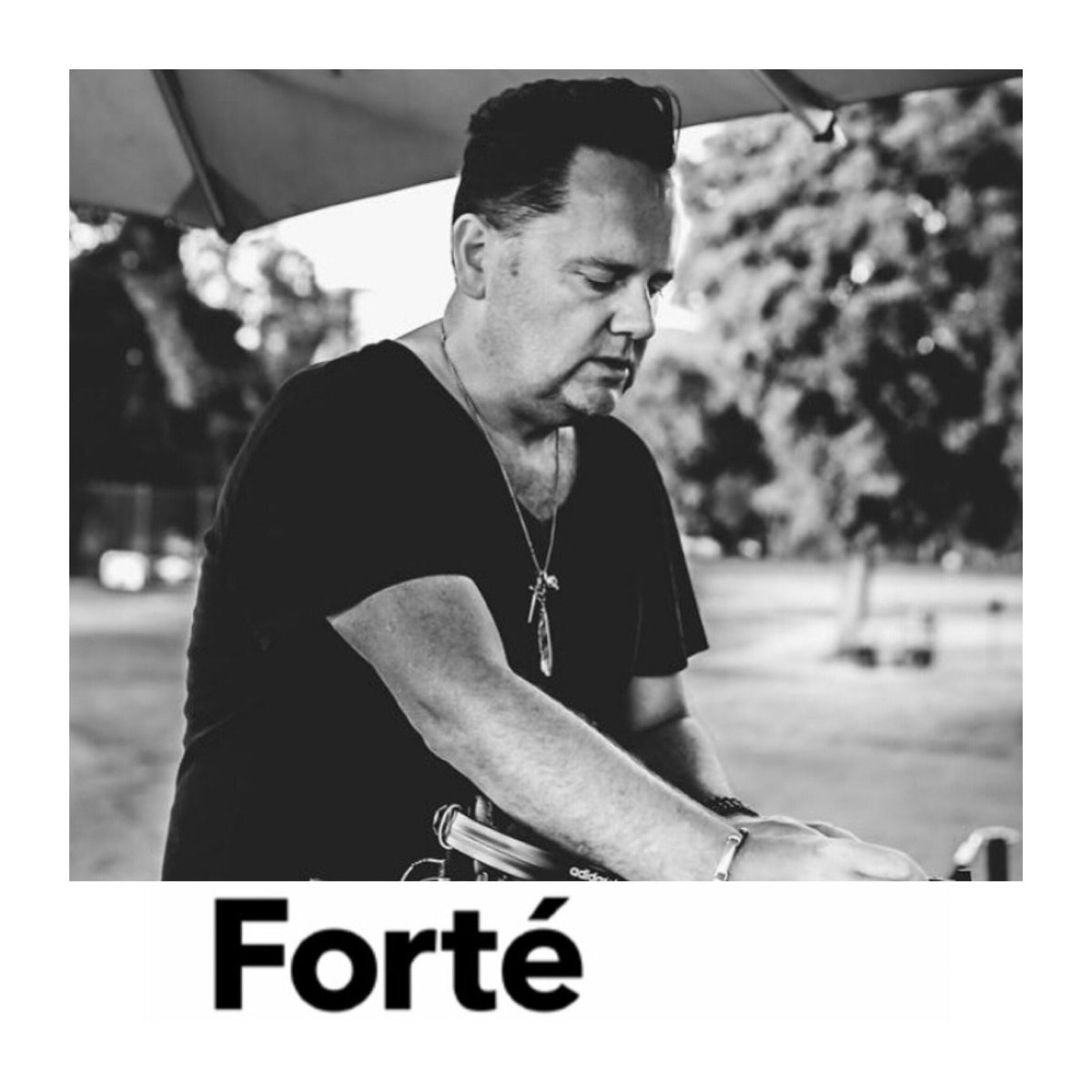 Australia’s much loved #DJ #Producer #LabelBoss &amp; recent co-founder of <a href="/RequestArtists/">Request Artists</a> <a href="/DJJohnCourse/">John Course</a> caught up with #ForteMag to chat about the unique #DJBookingPlatform #WhenMusicMatters 🇦🇺🎶🎧
Read Here: fortemag.com.au/interview/requ…