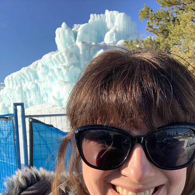 KateSchwindt's tweet photo. First senior portrait season for the class of 2012 #icecastles in Dillon! Yay @fitez_of_lucy!!! https://t.co/iOVJ2wtoF2 https://t.co/qQP622ELnp