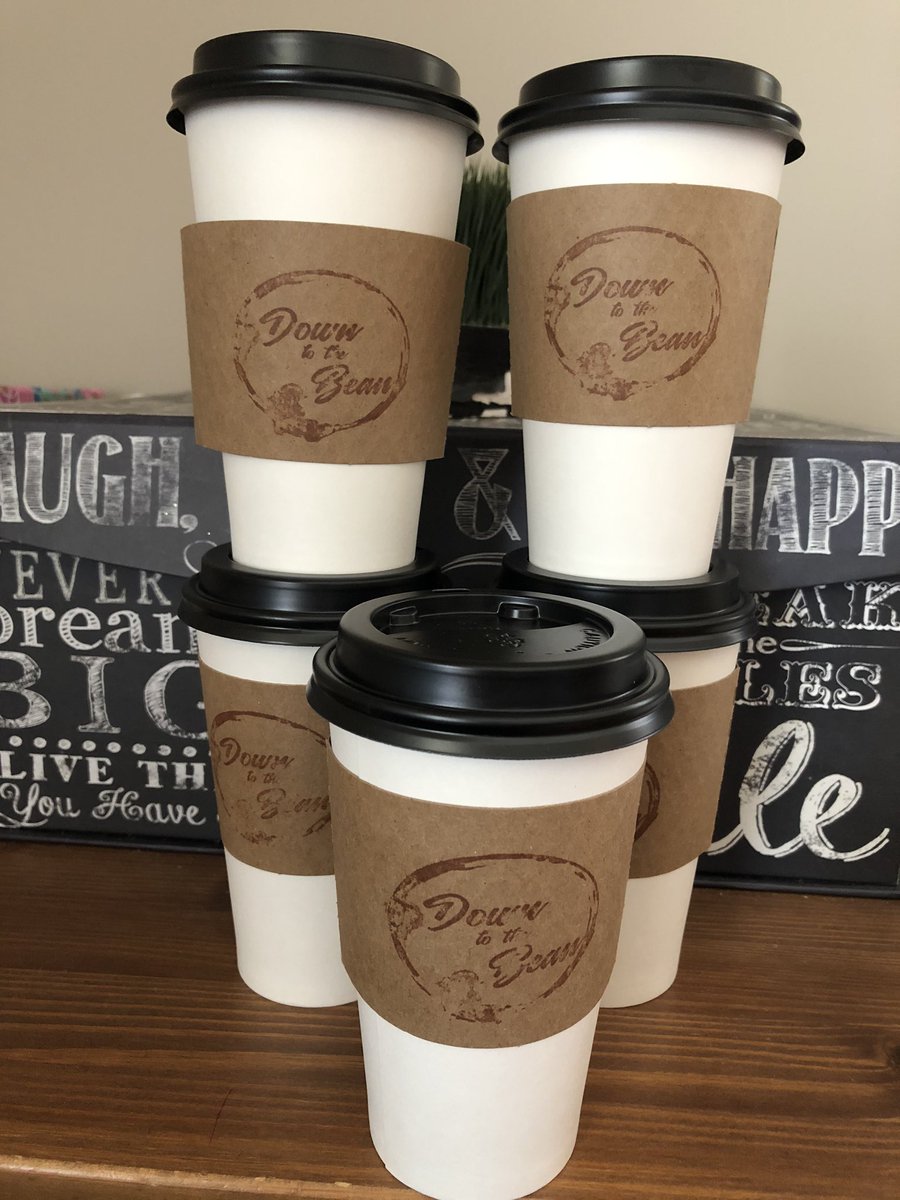 evmamanikki's tweet photo. I forgot o buy coffee on grocery day... then there was a blizzard so I couldn’t buy coffee grounds..😳. Thank god for local coffee shops! Thanks for keeping me going the last few days at Down to the Bean - Zurich, ON Canada https://t.co/pZPwdjgn13