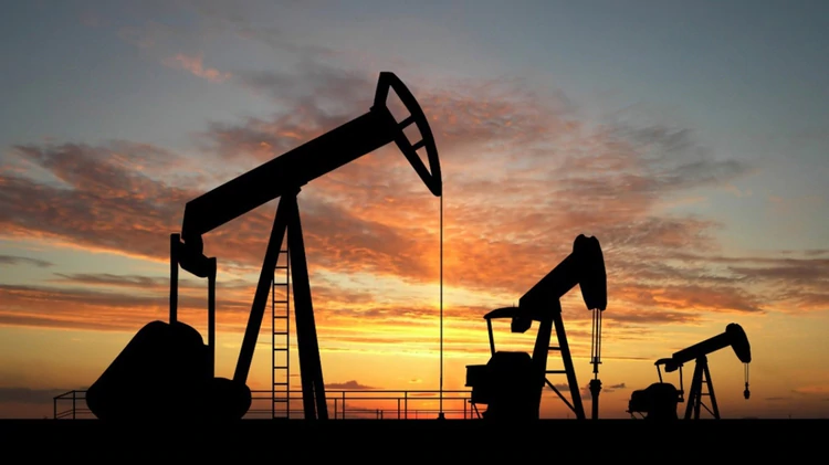 PablojimenezRo9's tweet photo. @gorgona6 Muestran que en algún momento todas las marcas o todo que este en base al sistema #capitalista tendrá un fin o quizás reiniciar por lo saturado que ya esta, así en el #raroapocalipsis el petroleo sera el único que sobrevivirá pues es un consumo necesario en todos los aspectos. https://t.co/p4Gj3eRDFs