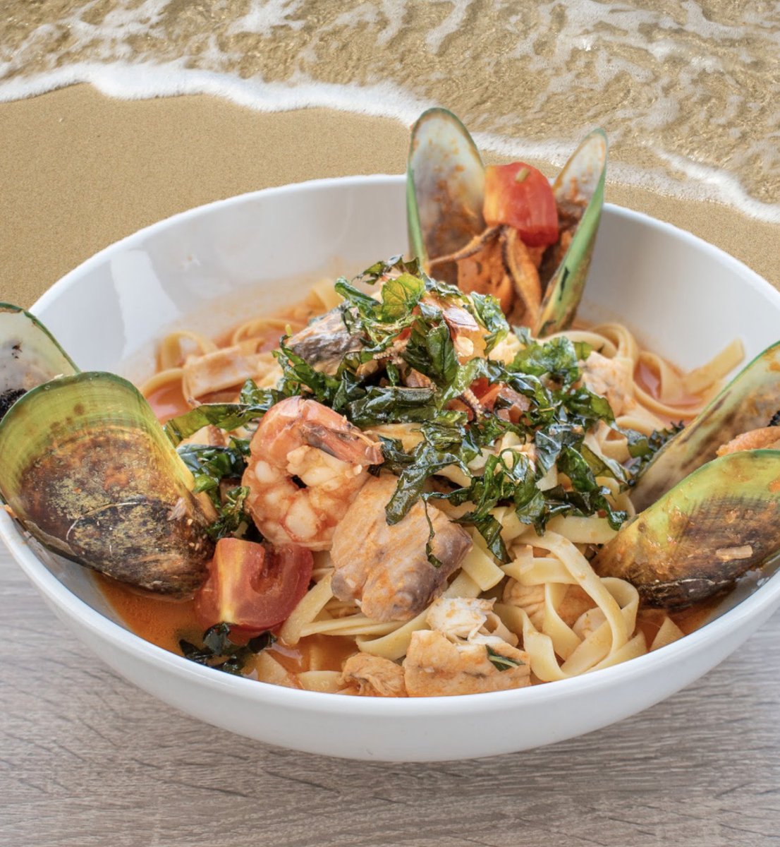 LighthouseNB's tweet photo. Our new Coastal Catch Menu will take your dinner date seaside! 🌊 Try our fresh catch specials this week, prepared and served your way! https://t.co/teFs5R60qL https://t.co/yLbqVAQurW