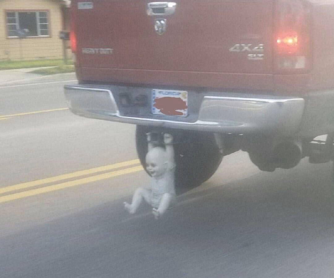 mewtate's tweet photo. Grimes and her baby trying out the new Tesla truck https://t.co/yjUD88b3MH