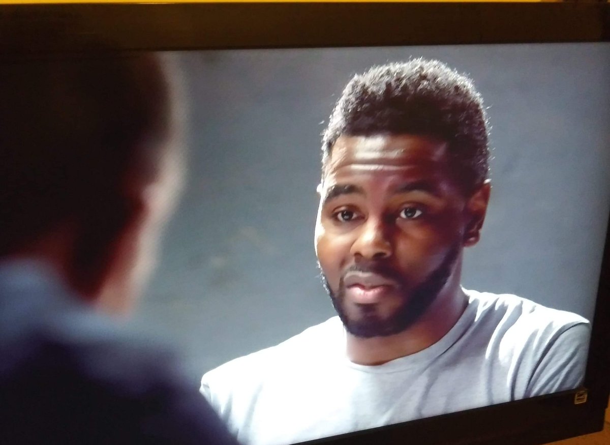 devdeonte's tweet photo. @NBCChicagoPD bring back Leon Miller #LeonMiller #chicagoPD https://t.co/UahUql6i7o