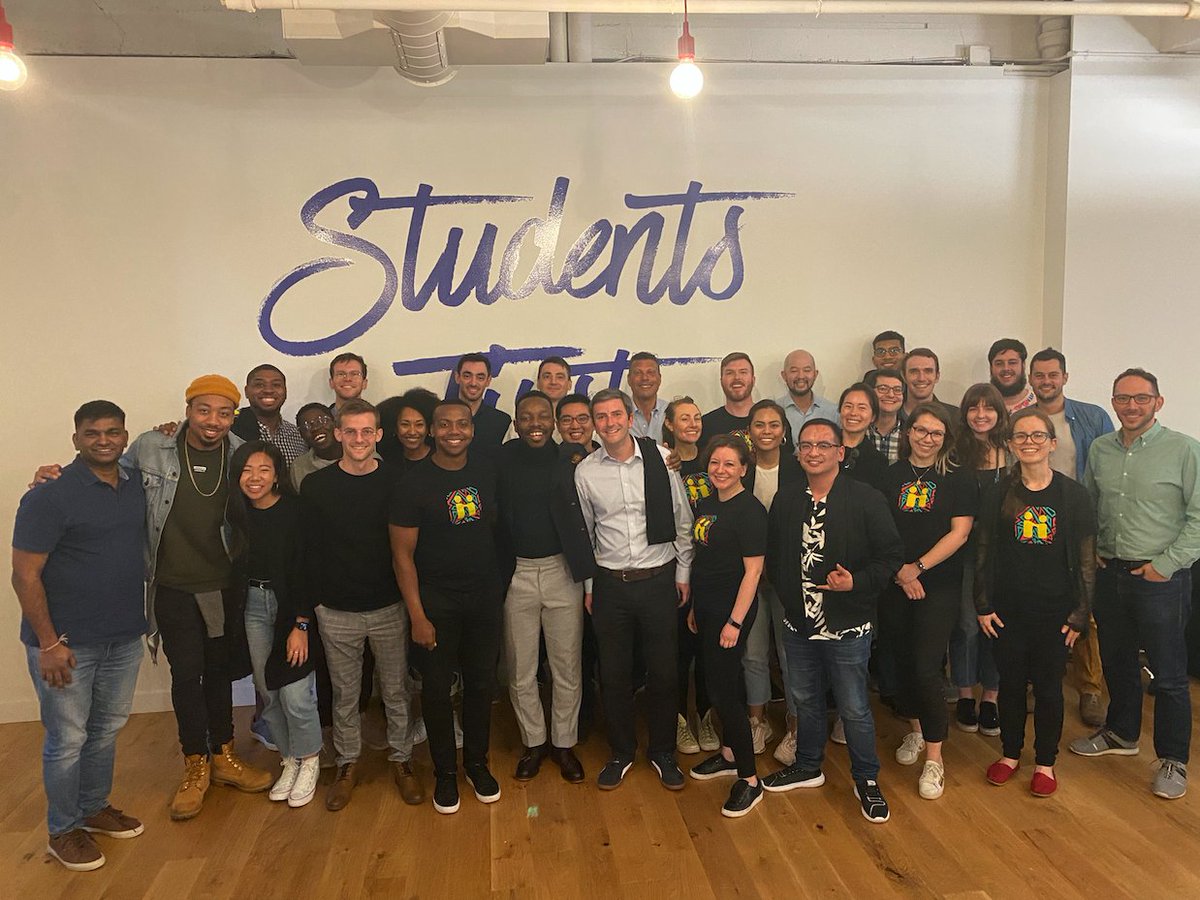 joinHandshake's tweet image. Yesterday, Wakanda at #JoinHandshake — one of our employee resource groups — hosted a TV screening and panel discussion to honor Black History Month. We had an amazing turnout and passionate discussion, and are so grateful for our team's talent and perspectives. 🤝