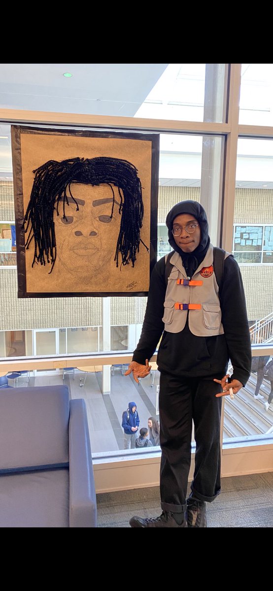 mhs_library1's tweet image. Proud of this collaboration with some talented senior artists (J’Lean, Joseemmanuel, and Rosie) for #BlackHistoryMonth! Check out their art and some great books all next week! 👏📚🎨 #BlackHistoryMonth2020 #itoo #lifeinspiresart #talentedstudents #librarytwitter #rangerpride