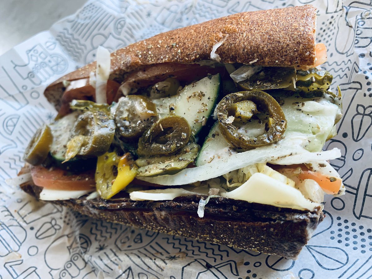 MARCALANGRAY's tweet photo. For those who #DontKnow, #Now #YouKnow, #Publix #Rocks the #Best #Subs on #TheBeach! #BeachHouse #HouseMusic #House #Music #StudioFood #TV #Session #Food #Webisode #TheDjCanCook #EssCalate #GulfOfMexico #GulfCoast #OBA #NYC #BERLIN #NewYork #NewYorkCity #DJ #MAG #MAGray https://t.co/UL65QWkSVI