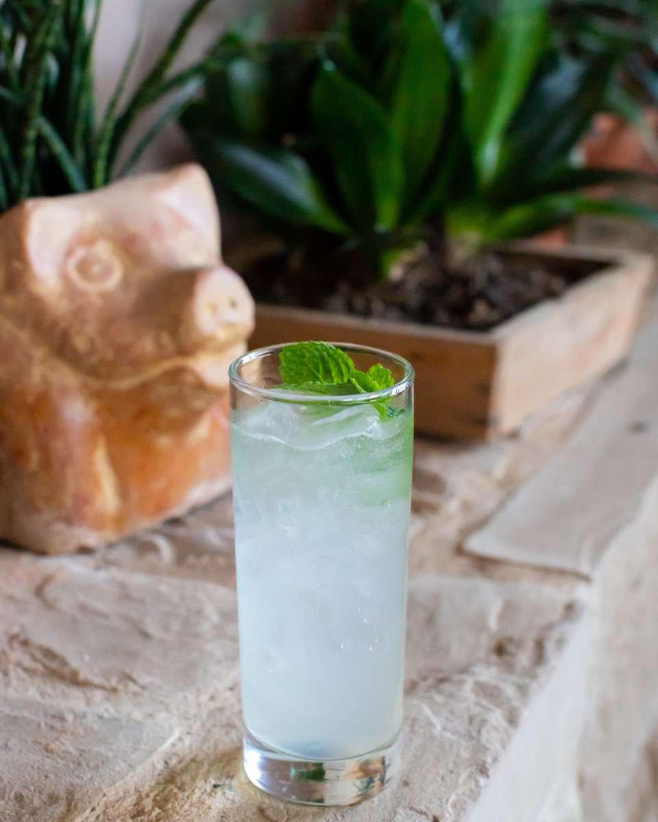 contigoaustin's tweet image. The Cold Snap may be gone, but we're still pouring on with @fordsgin, Dry Vermouth, Ginger Liqueur, and Lemon.