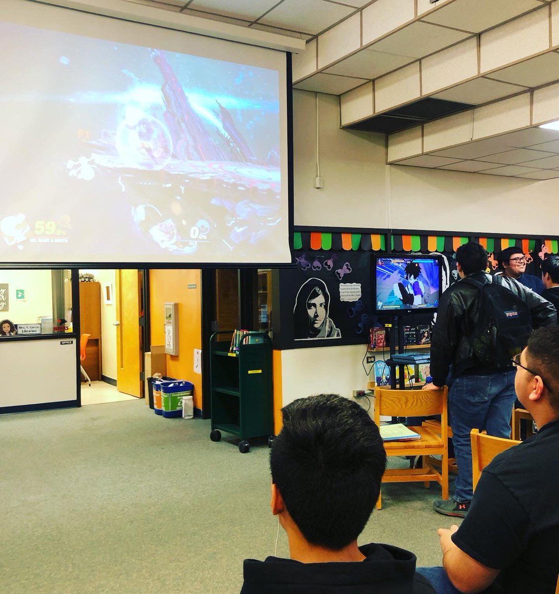South_Library's tweet photo. Having some fun in the ILC after school! Getting ready for eSports at @hhssouth #eSports #smashbros #gaming #LibraryIsForEveryone https://t.co/1M4RaeqtHs