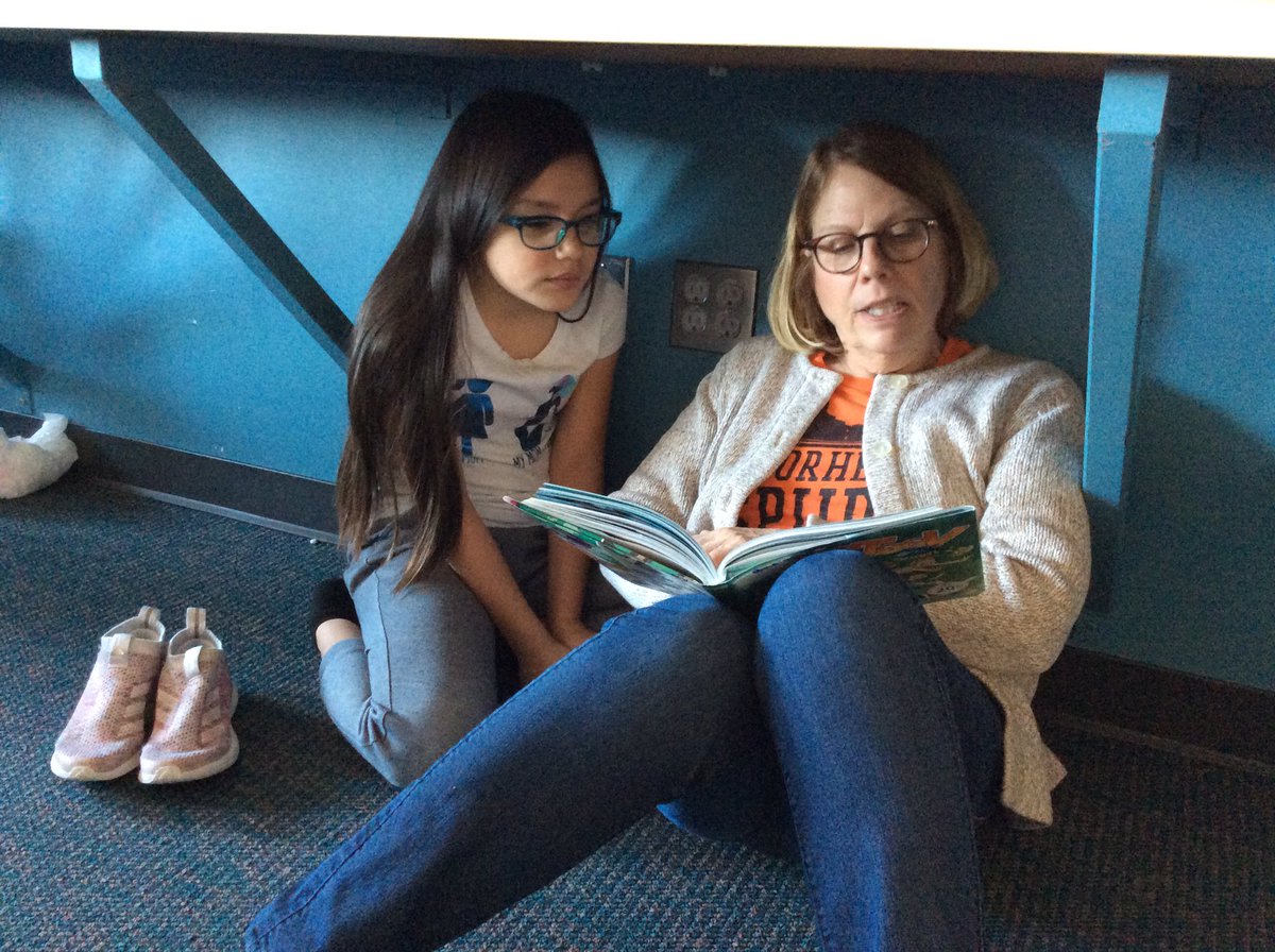 DLarsonSGR4's tweet photo. Had a great time during our Read-in today! https://t.co/BBKM3i7HVU