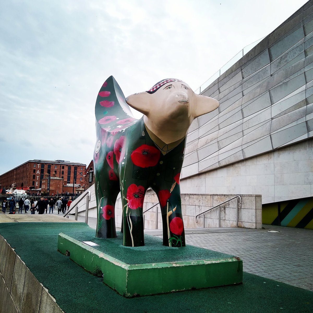 ABCiE's tweet photo. Why yes, that is a lambanana. Why no, I have no idea what that is either but there were several in #Liverpool - most with less creepy faces than this one. https://t.co/ecydfyk88z