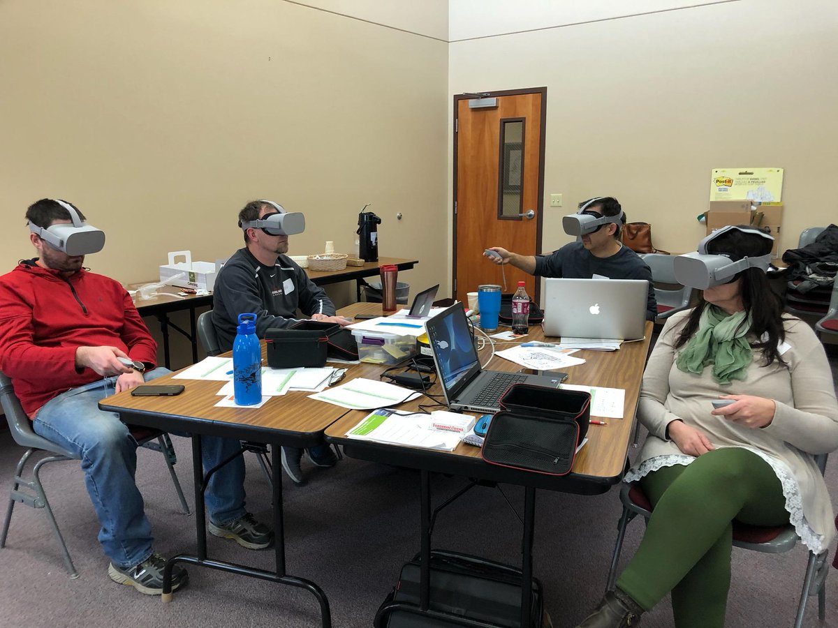 EarthGenWA's tweet photo. Day 2 of our Energy Matters training in Yakima, saw teachers pilot a new VR app called Climate Island from @PNNLab. In the app, you manipulate variables to create a sustainable community with the right amount of water, food, energy, and other natural resources. @Esd105 #ClimeTime https://t.co/0fWVpqN04e