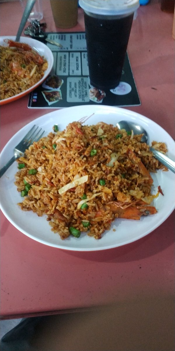 IQMAHAIKAL's tweet photo. Say: warong hijau rojak sotong melaka . . Sampaii https://t.co/Y3fsRQPj2U