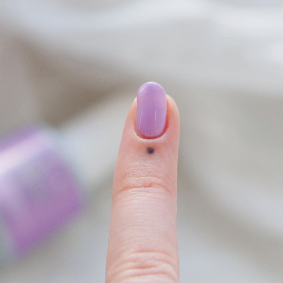 ibdBeauty's tweet image. Let’s be like @smudg.d and pretend it’s full on spring! 
・・・
💜🌿🥳🌸
.
Color/Product: My Babe in Just Gel Polish and Just Gel Topcoat and Basecoat. 
.
#purplenails #springmani #mybabe #isitspringyet  #naturalnails #summertime #purple #manicure #nails #nailsofinstagram