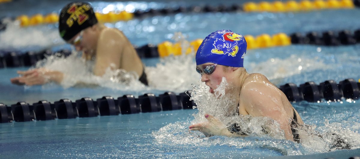 KUSwimDive's tweet photo. Kansas sets 🅣🅗🅡🅔🅔 different records on day 3⃣ of the Big 12 Championships to lead the way for a strong overall performance from the Jayhawks‼️

ℝ𝕖𝕔𝕒𝕡→https://t.co/s2JhmxzOBr

#RockChalk | #KUswimdive | #Big12SD https://t.co/eCywEARqgw