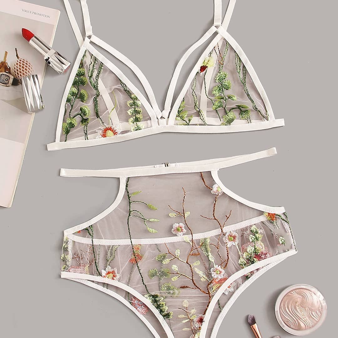ladeterminatio1's tweet photo. Pretty lingerie make it all better 
Sooo order yours now Dm or whtssap +50939158609 https://t.co/WjKgJudOJ9