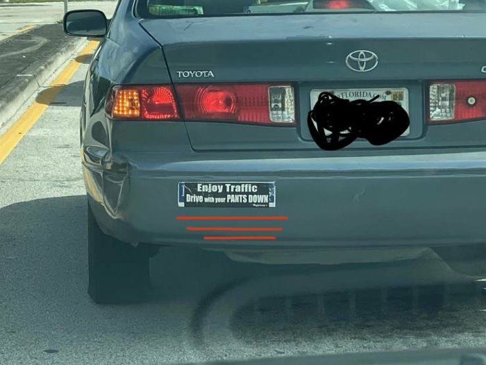 funnyordead_'s tweet photo. enjoy traffic #FunPicOrDead https://t.co/X5tlRG329j