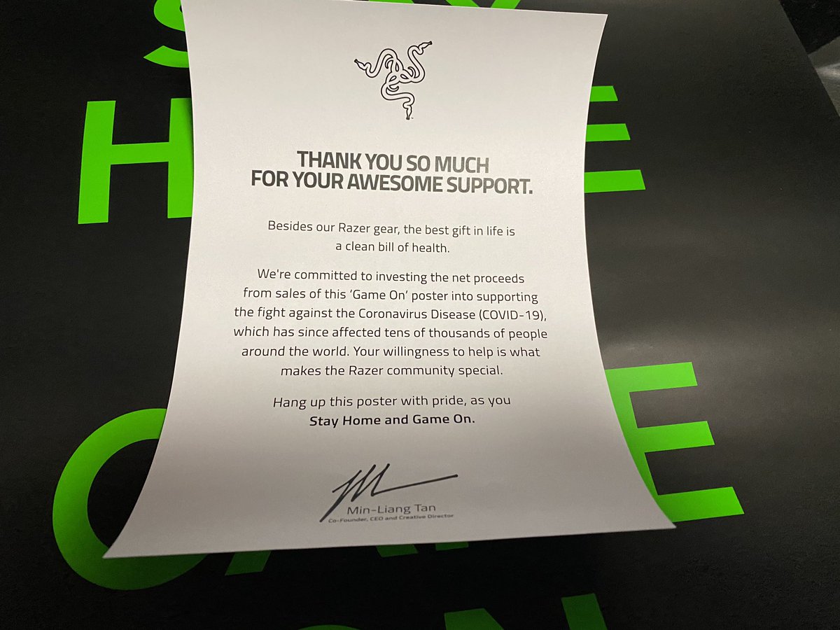 Razerの支援ポスター「Razer A2 Poster GAME ON」が届きました
