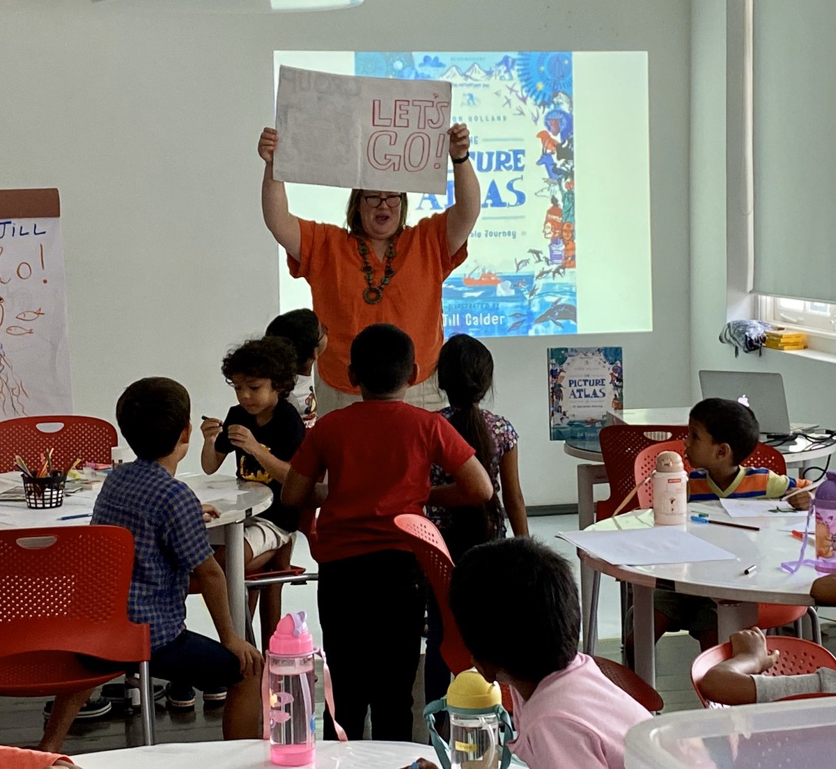 gillcaldicott's tweet photo. ‘Drawing the World’ workshop with #JillCalder British book illustrator, visiting Colombo for the launch of #DrawingWords and exhibition of British children’s book illustrations @lkBritish #library https://t.co/mLQxFgx8Og