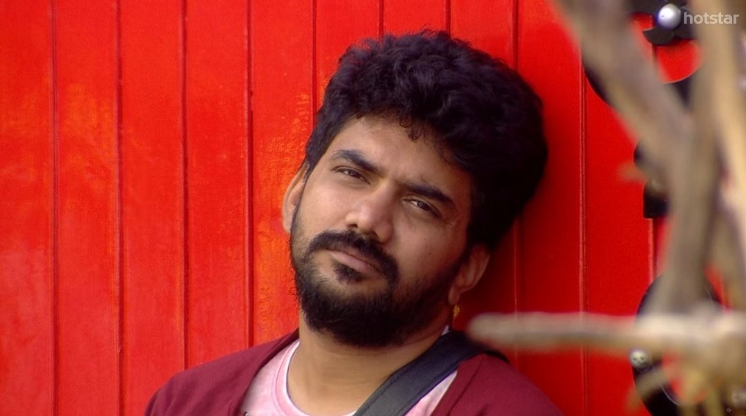 KavinHearts's tweet photo. தொலைதூரம் சென்றாலும்
தொடு வானம் என்றாலும், நீ
விழியோரம் தானே மறைந்தாய்
உயிரோடு முன்பே கலந்தாய்
இதழ் எனும் மலர் கொண்டு
கடிதங்கள் வரைந்தாய்
பதில் நானும் தருமுன்பே
கனவாகி கலைந்தாய்
#kavin
#kavinfans
@Kavin_m_0431 love you so much 😍😘😘😘😘 https://t.co/Wu9N9lh1bj