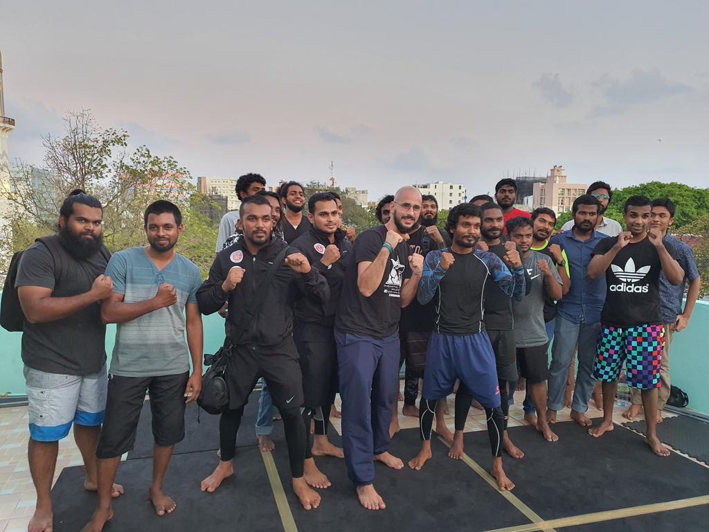 Shuheyl's tweet image. Hello, some pictures from yesterday&apos;s Open Mat. Sharks Martial Art Sensei, 3 Shark guys and 2 @Kudo_Maldives guys joined us and the rest is Shin Atemi. 

No words to describe how immensely proud i am with my students, showed me beautiful taps and subs. 👹

#OpenMat #Maldives