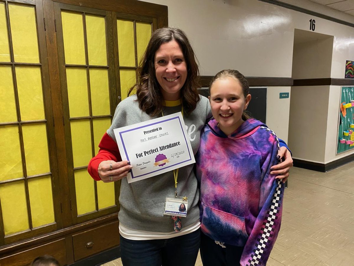justinemnavan's tweet photo. It starts at the top! Mrs.King &amp; Mrs.Sholes being true role models for our students here at Huntington. They show up daily and give their all to these students! #HuntingtonPride #attendancematters #Paraprofessional #4thgrade @HuntingtonEle https://t.co/KiDrvLvOUs